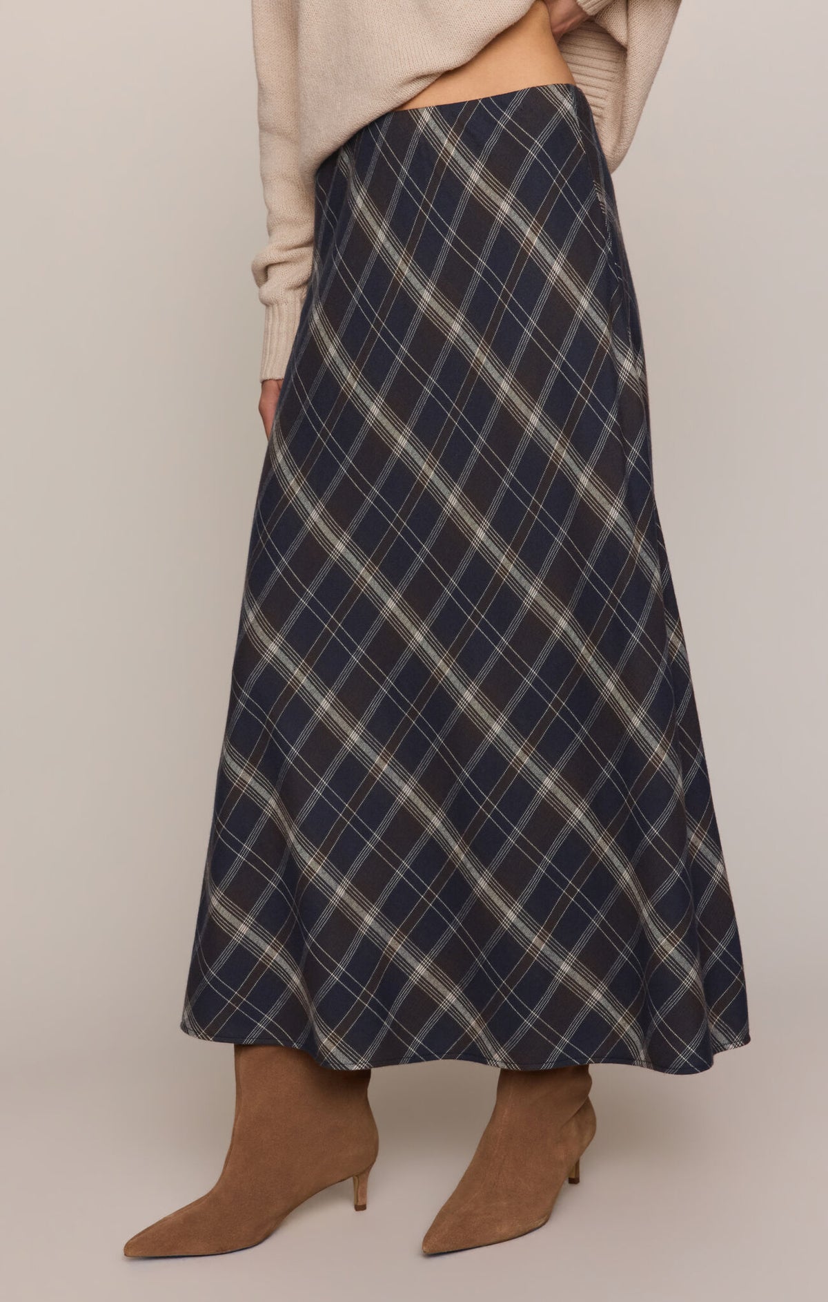 Crestview Plaid Skirt
